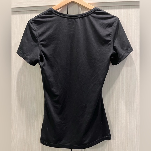 Nike Women’s Legend Dri-Fit T Shirt - Picture 3 of 3